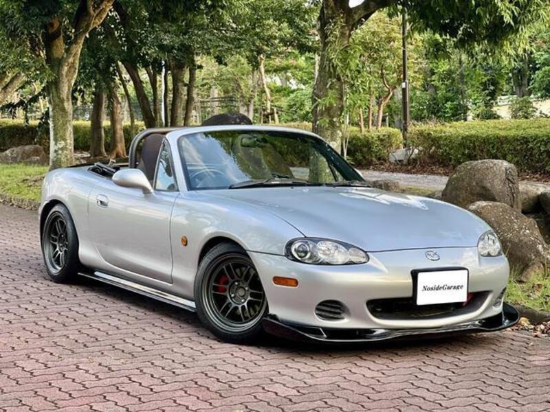 MAZDA ROADSTER