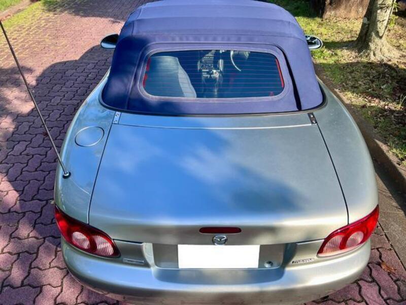 ROADSTER