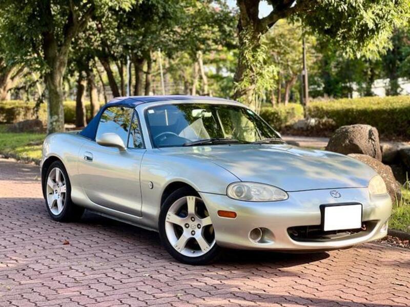 ROADSTER