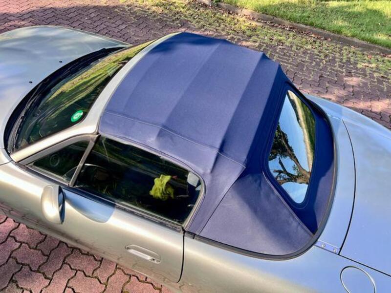 ROADSTER