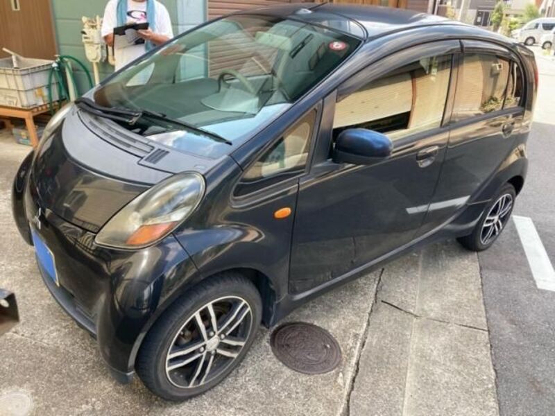 MITSUBISHI I