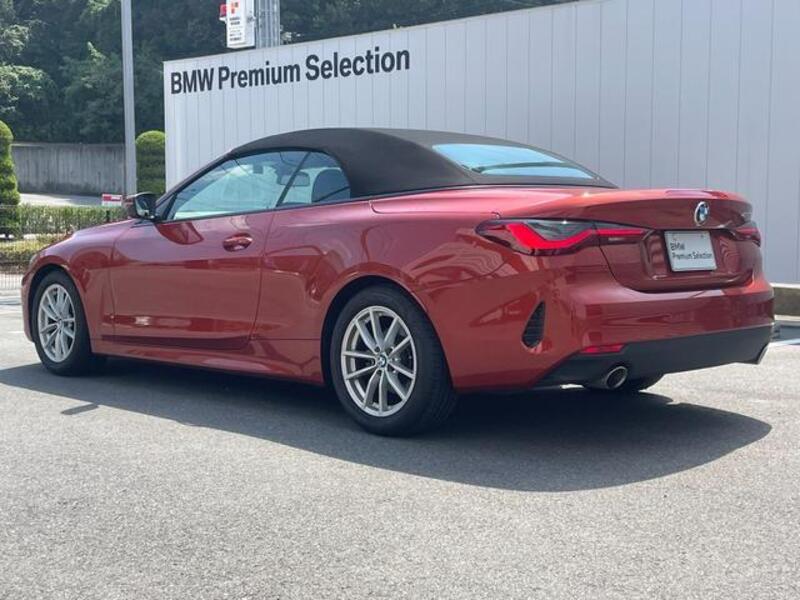 4 SERIES