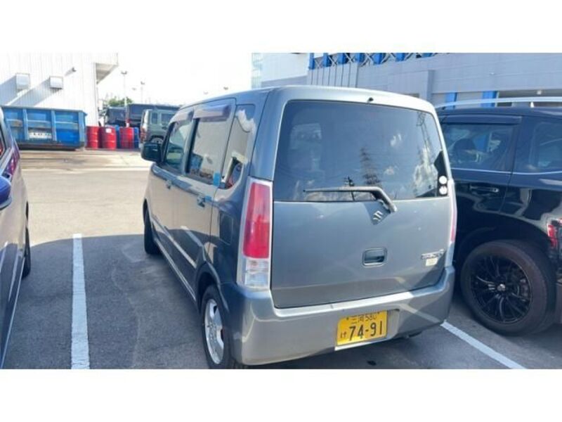WAGON R
