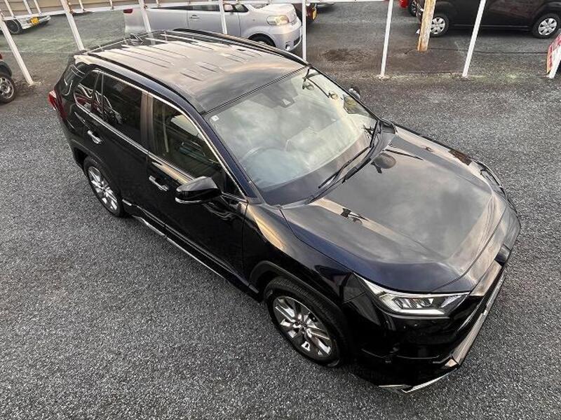 RAV4