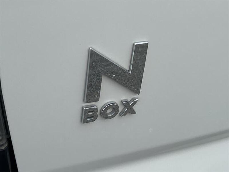 N BOX