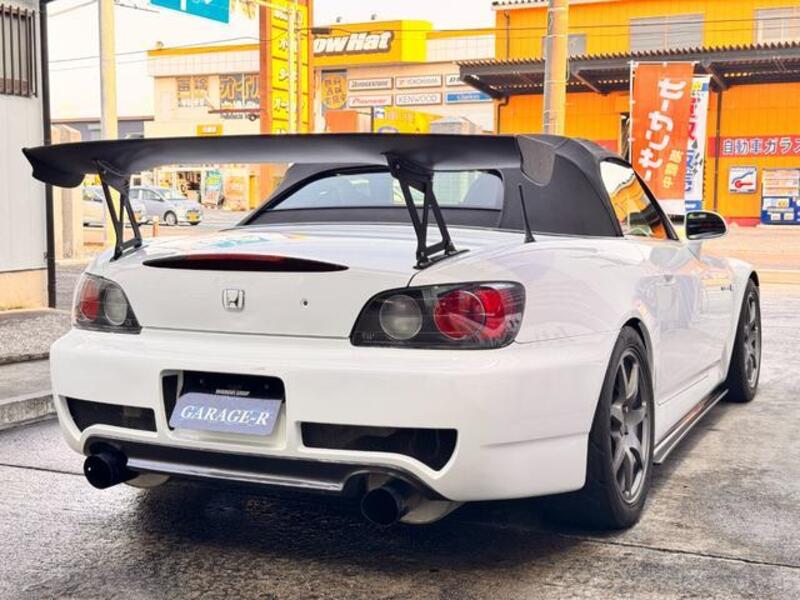 S2000