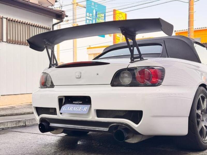 S2000