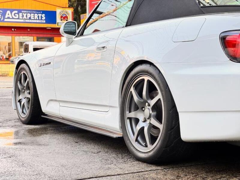 S2000