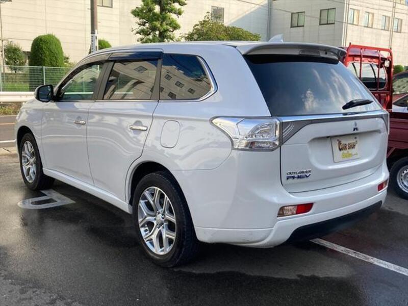OUTLANDER PHEV