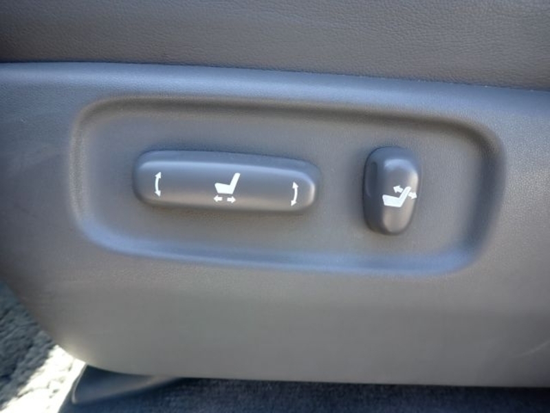 LAND CRUISER