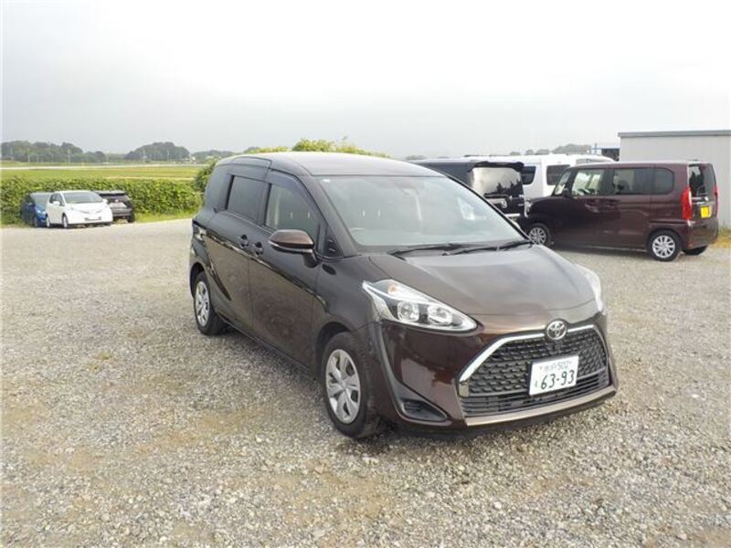 TOYOTA SIENTA
