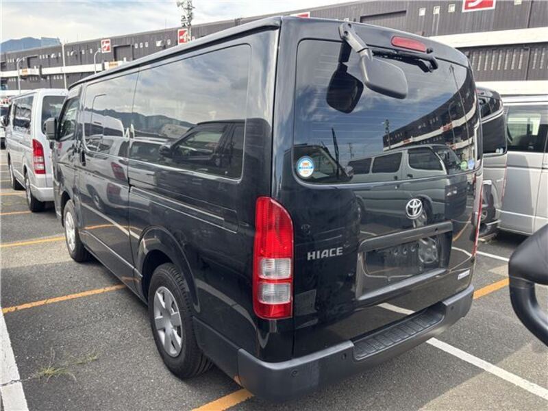 HIACE VAN
