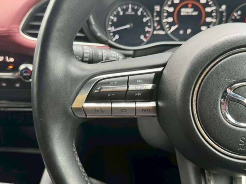 MAZDA3