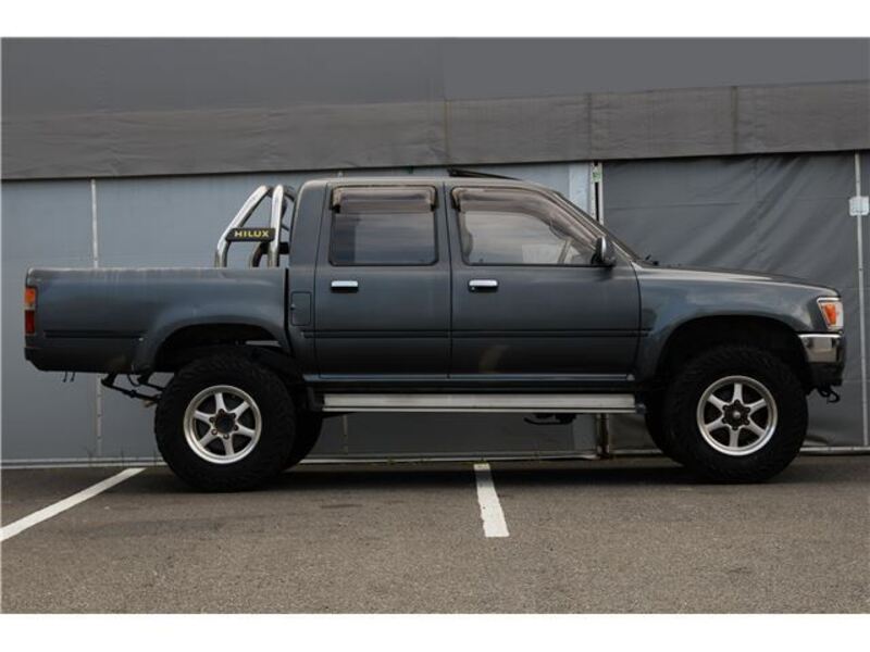 HILUX