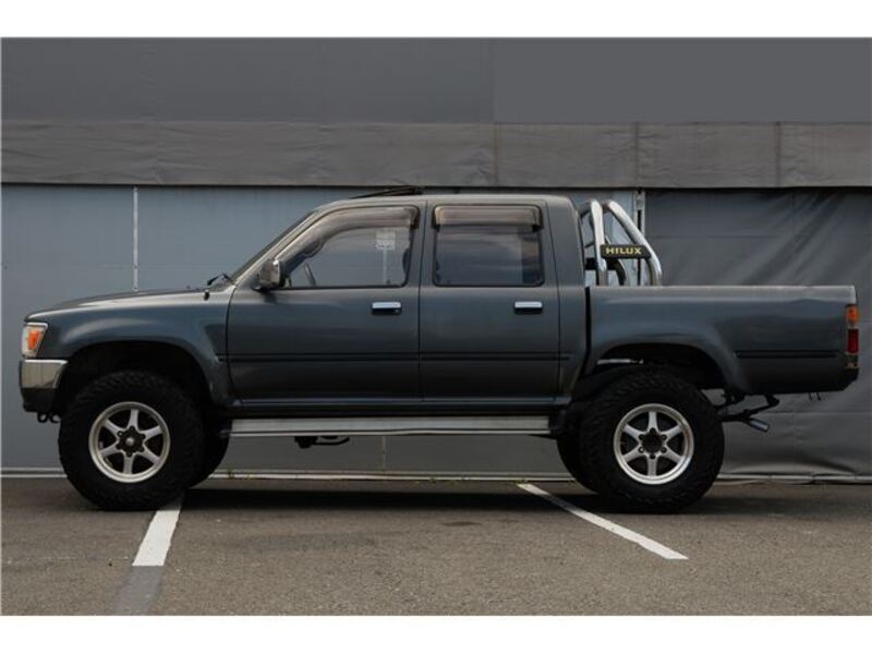 HILUX