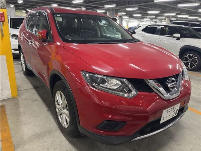 X-TRAIL