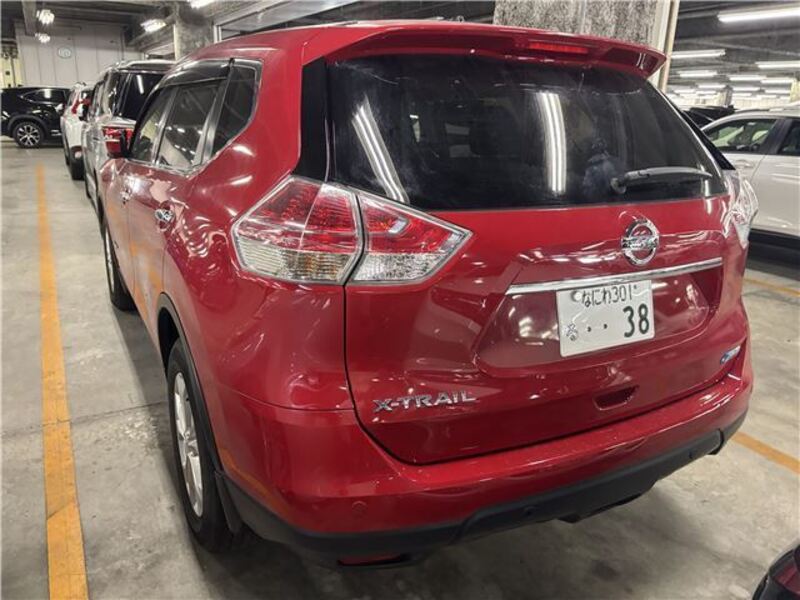X-TRAIL