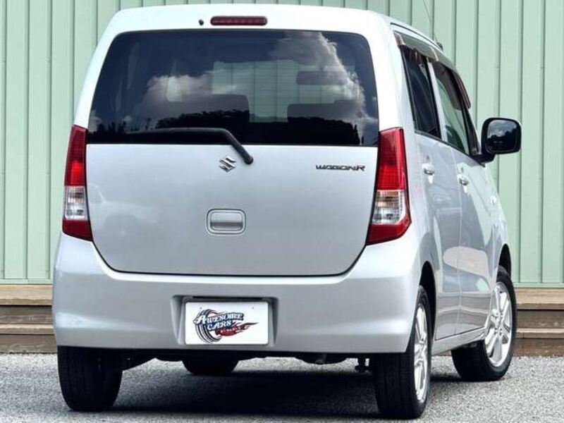 WAGON R