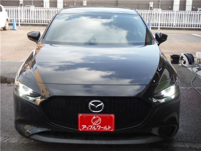 MAZDA3