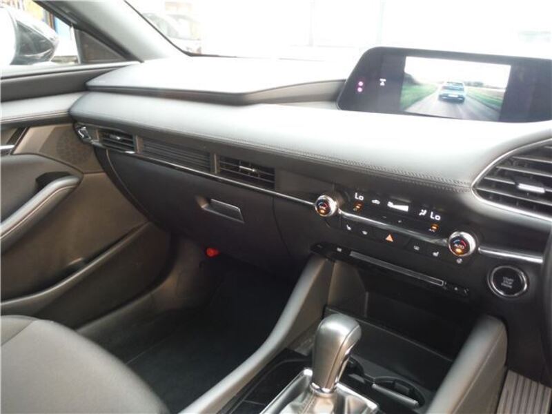 MAZDA3