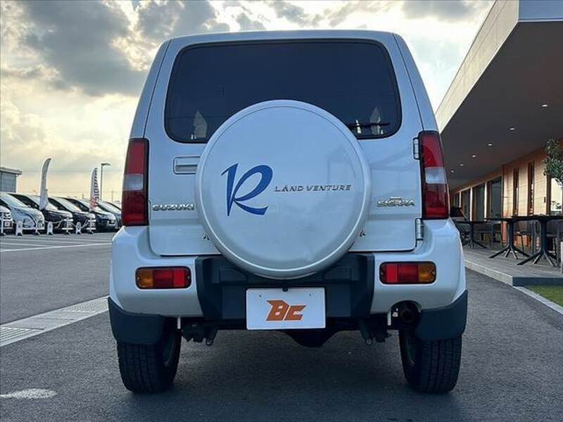 JIMNY SIERRA