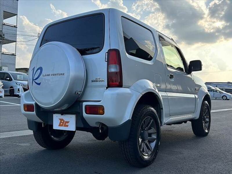 JIMNY SIERRA