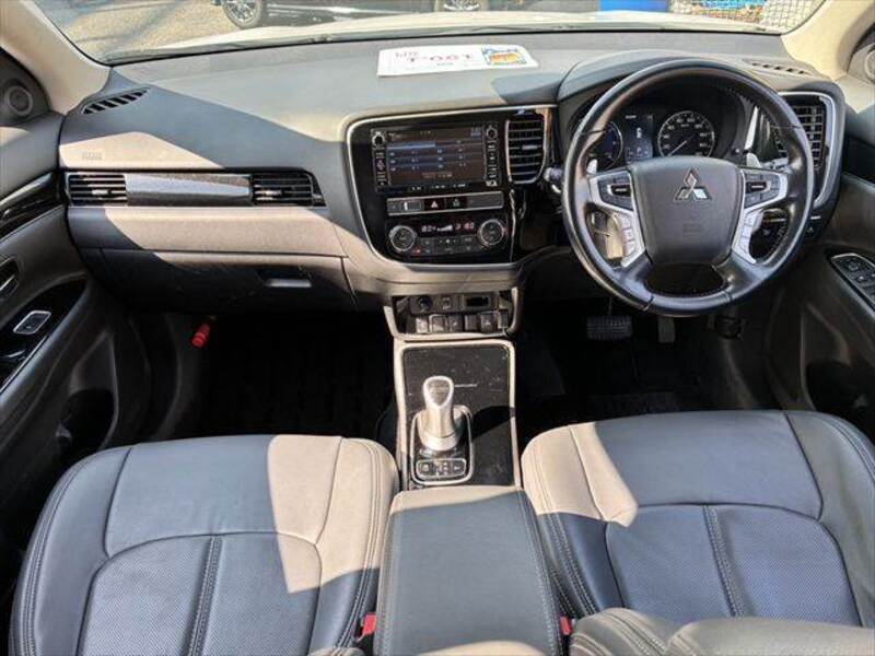 OUTLANDER PHEV