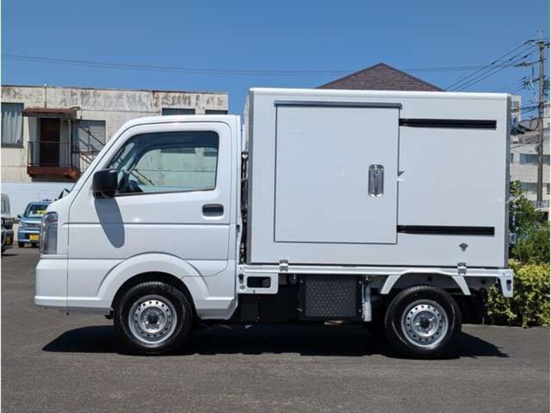 CARRY TRUCK