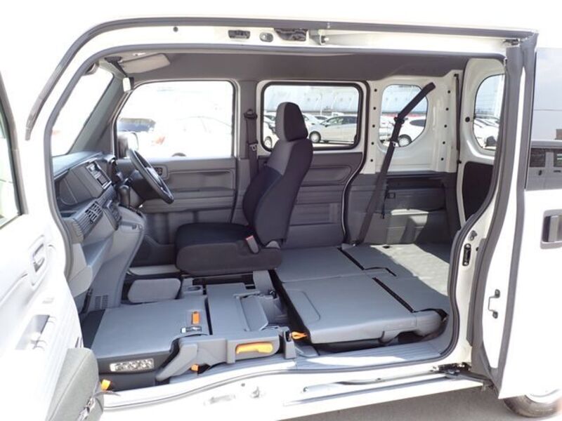 N-VAN