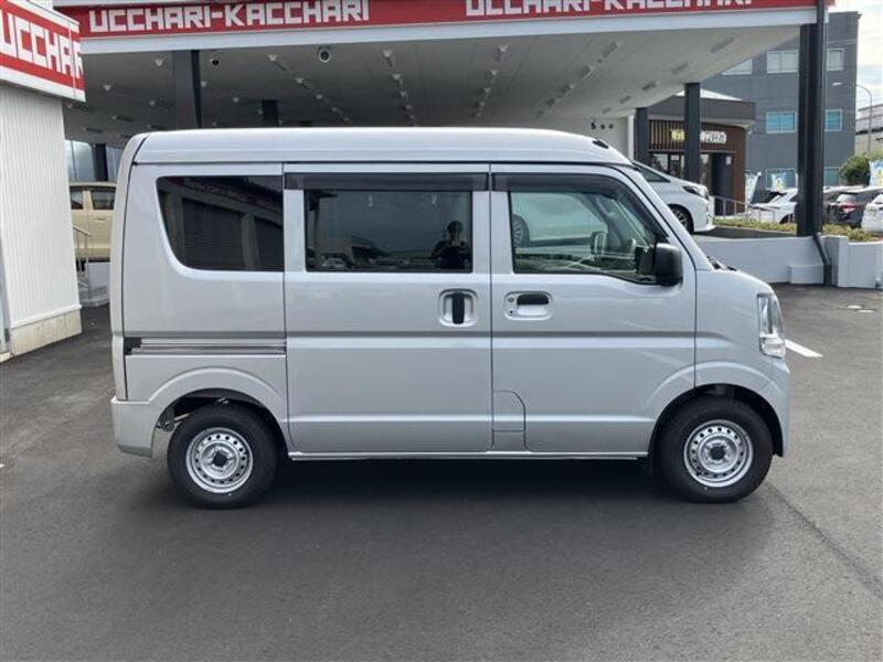MINICAB VAN