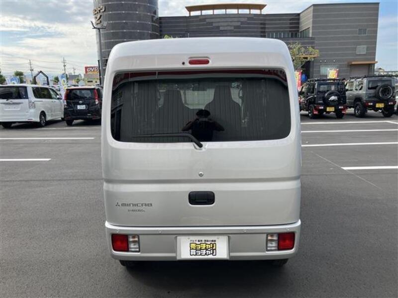 MINICAB VAN