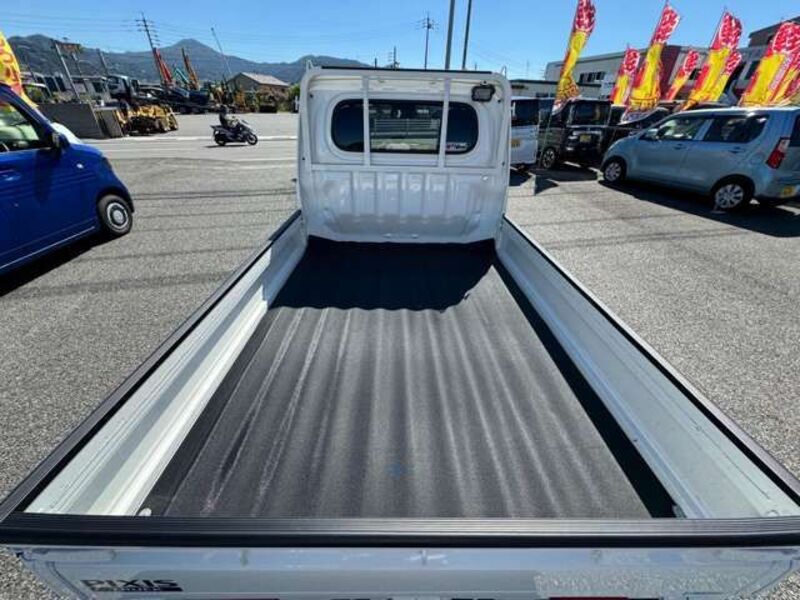 PIXIS TRUCK