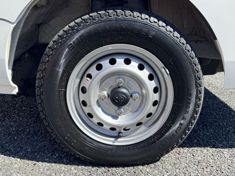 PIXIS TRUCK