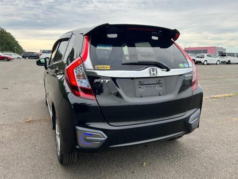 FIT HYBRID