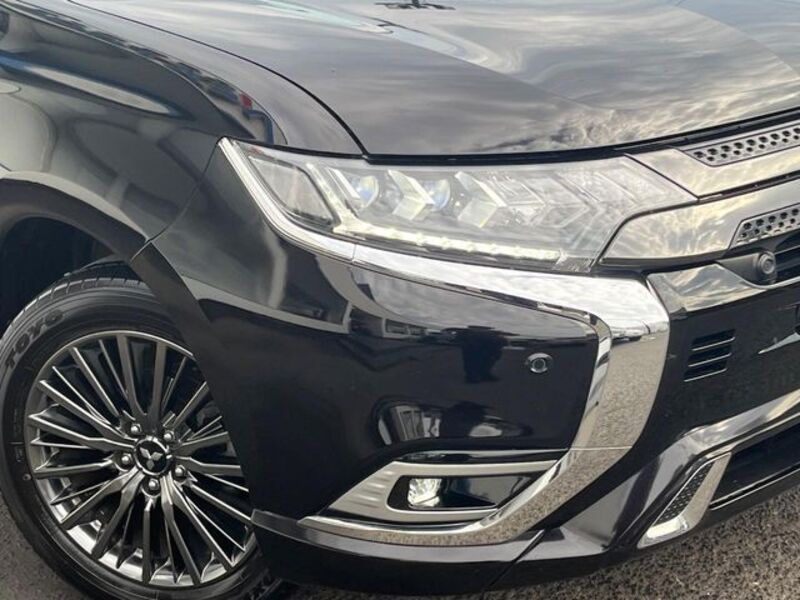 OUTLANDER PHEV