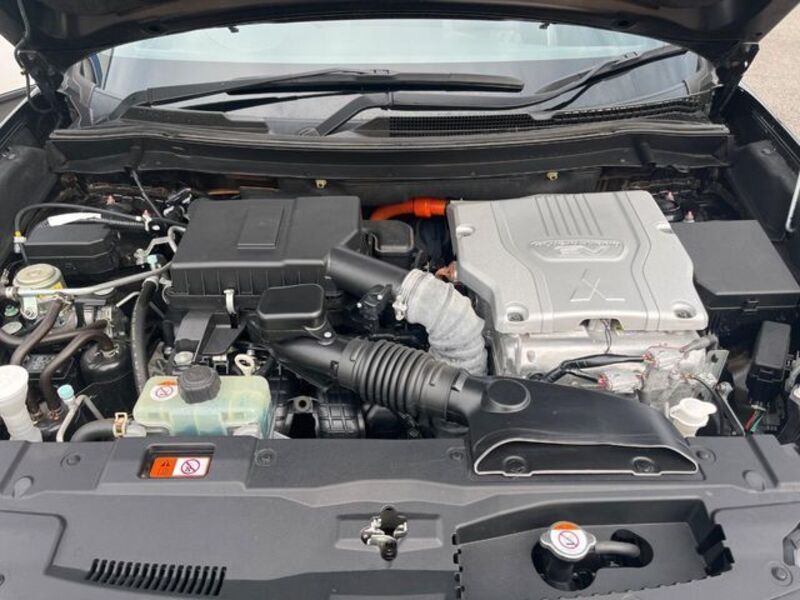 OUTLANDER PHEV