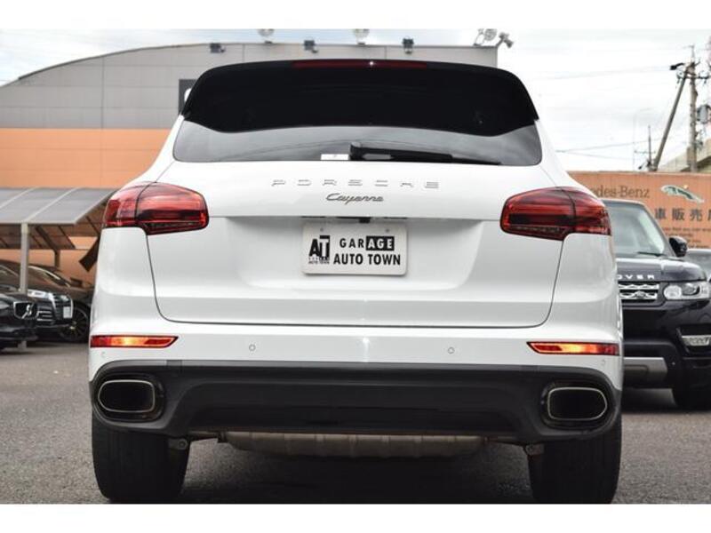 CAYENNE