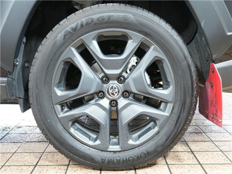 RAV4