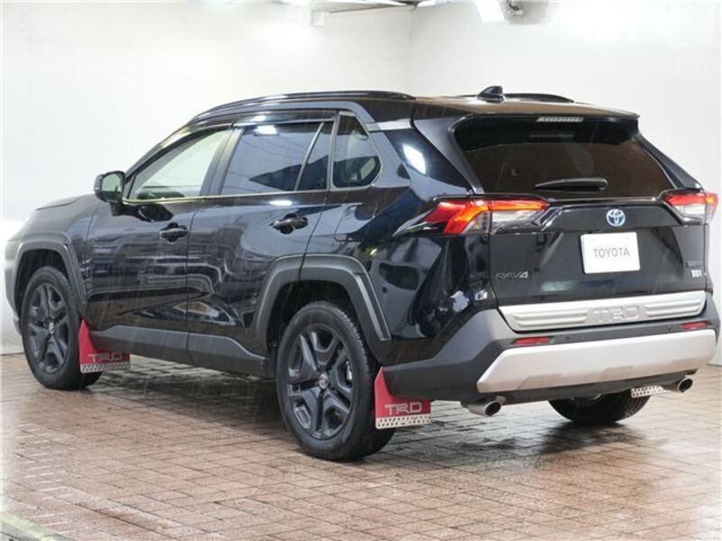 RAV4
