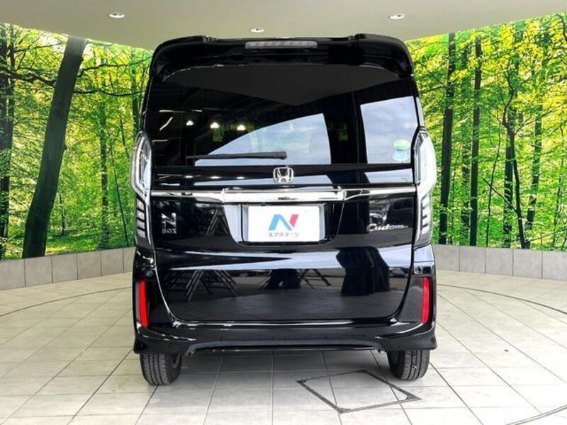 N BOX CUSTOM