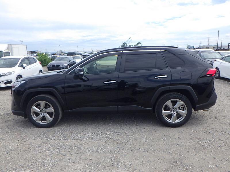 RAV4