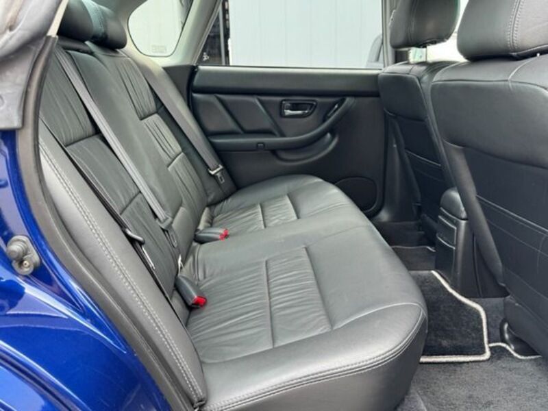 LEGACY B4