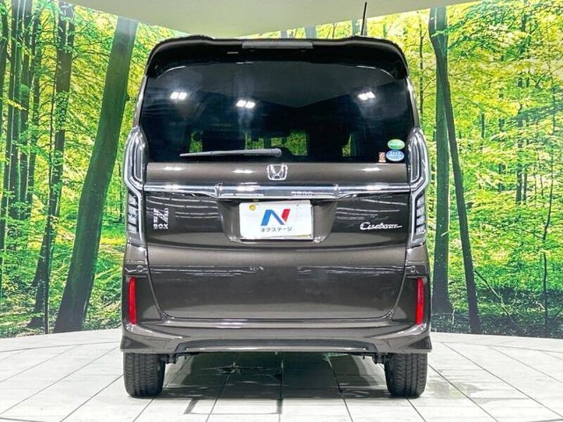 N BOX CUSTOM