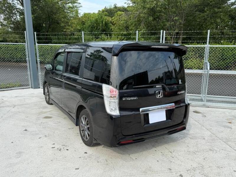 STEPWAGON SPADA
