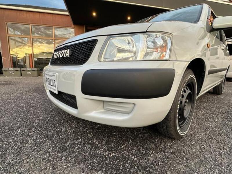 SUCCEED VAN