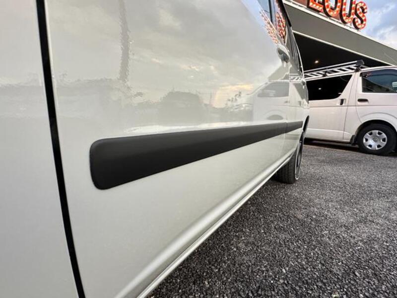 SUCCEED VAN
