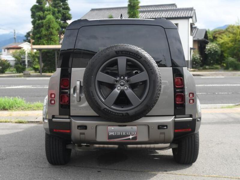 DEFENDER