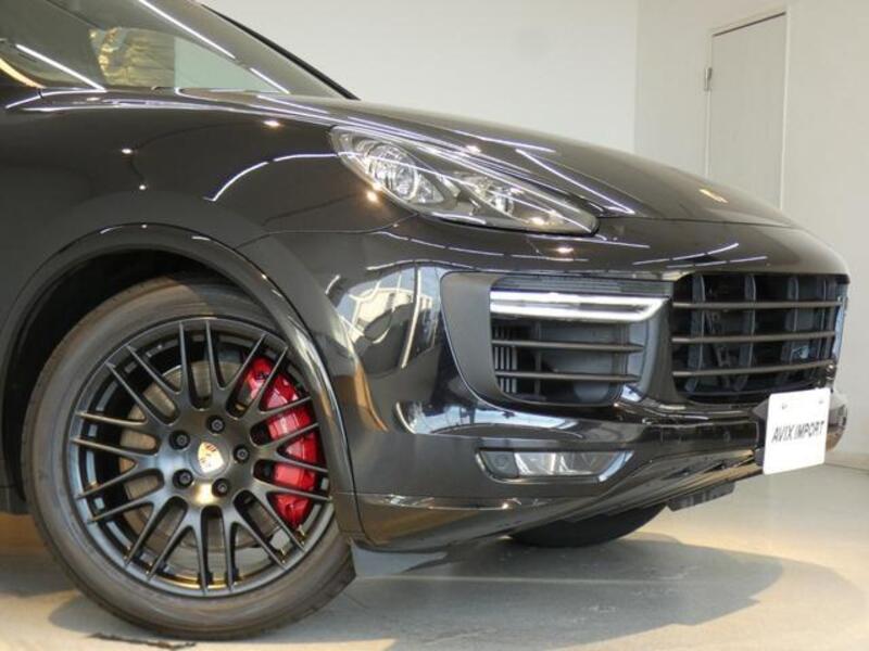 CAYENNE