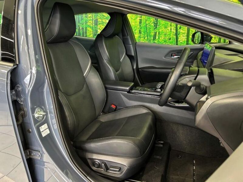 PRIUS PHV