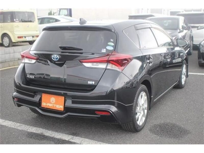 AURIS HYBRID
